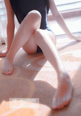 情侣偷拍国产久久熱神駌_720超清免费观看